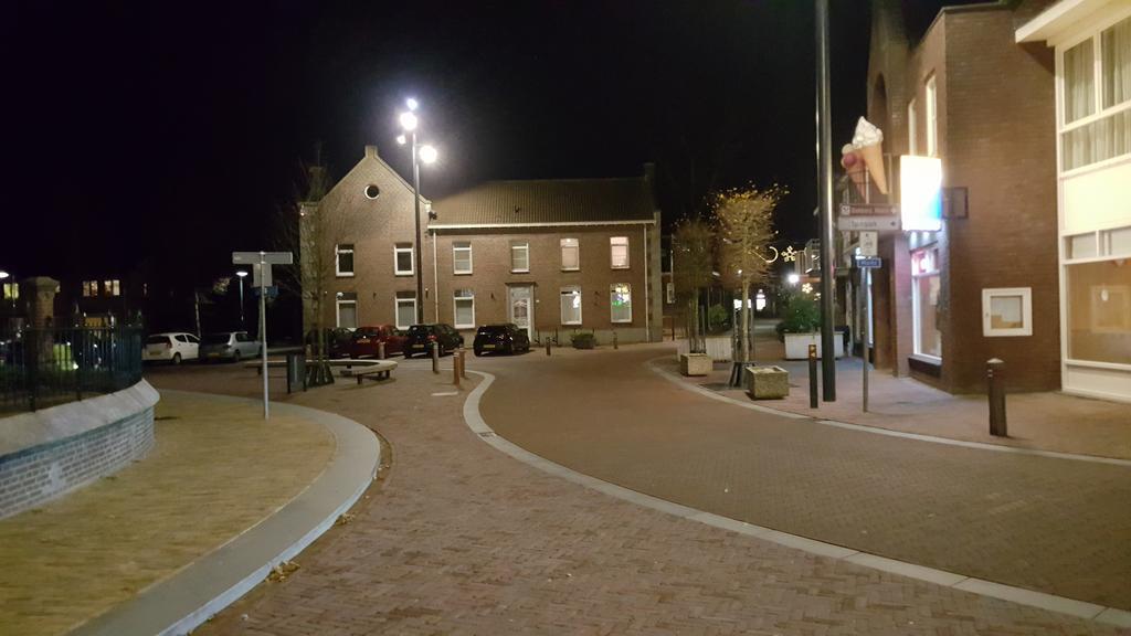 Hotel De Beukelaer Roggel Luaran gambar